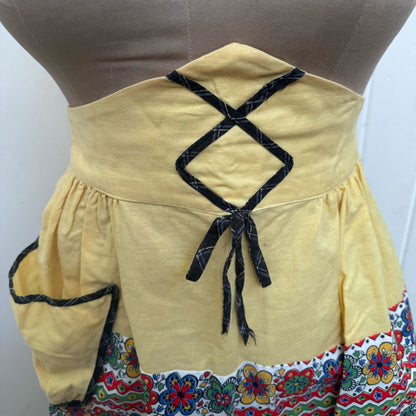 Yellow HMS Pinafore