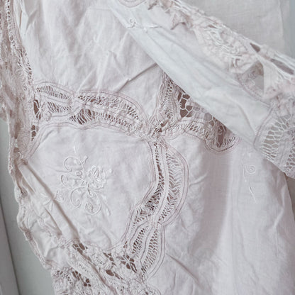 Huge cream embroidered lace tablecloth