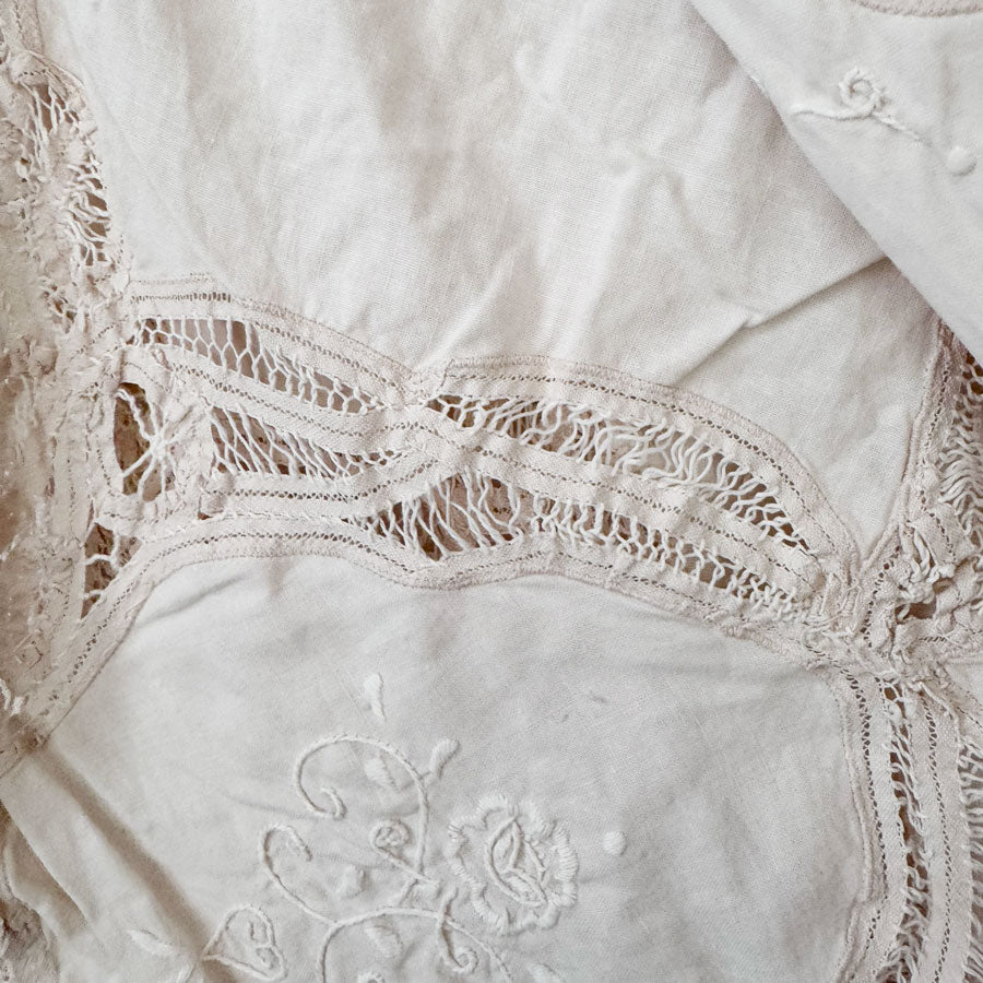 Huge cream embroidered lace tablecloth