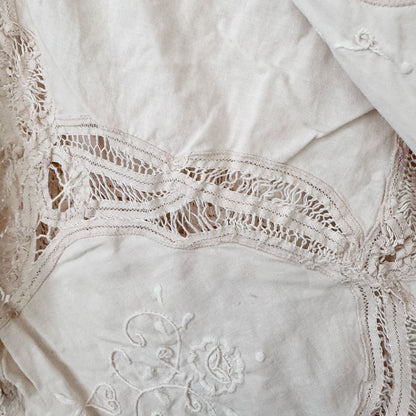 Huge cream embroidered lace tablecloth