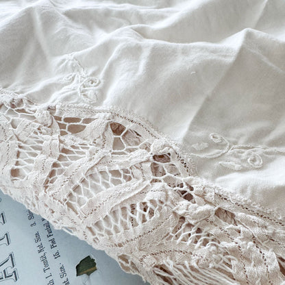 Huge cream embroidered lace tablecloth