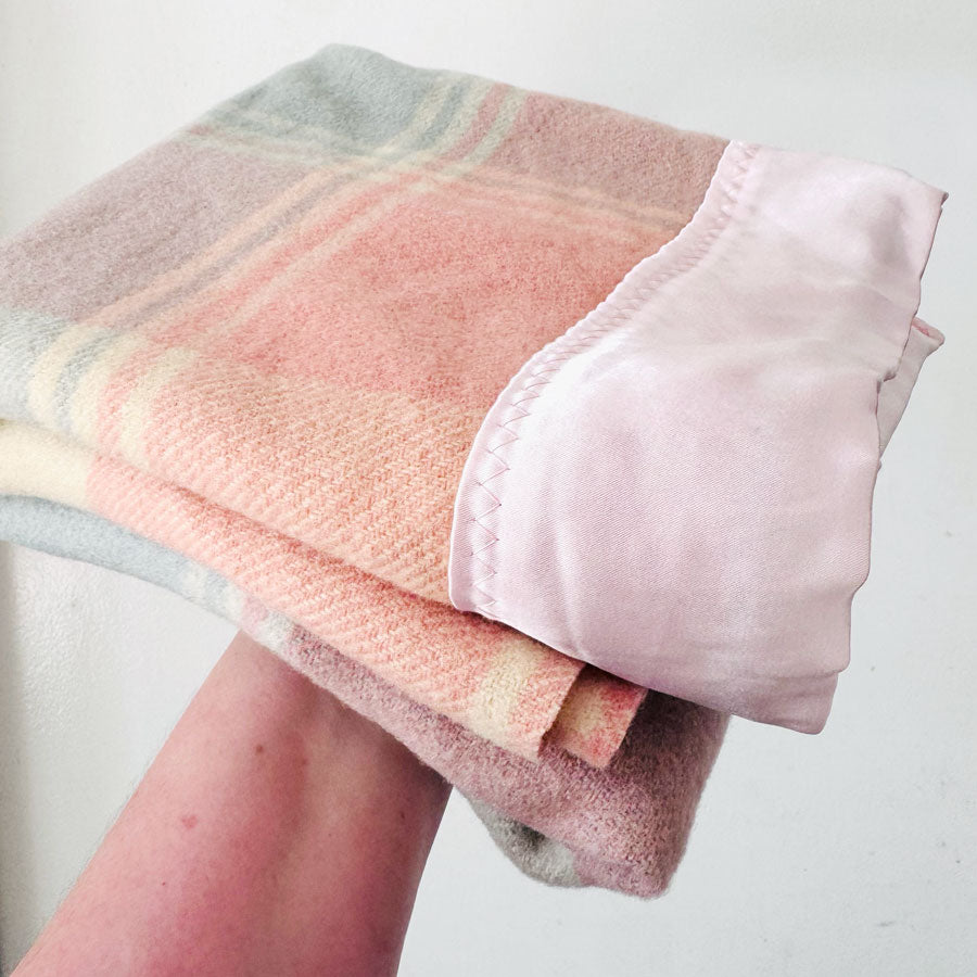 Blanket remnant : icecream check blanket