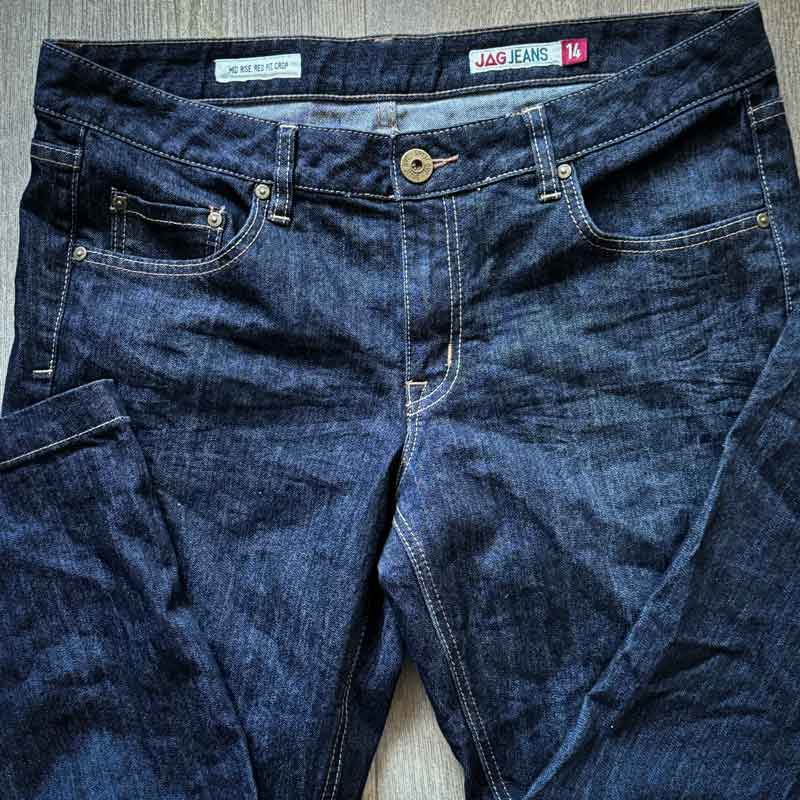 sz 14 dark denim crop Jag Jeans