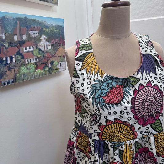 sz S Karla Cola waratah dress