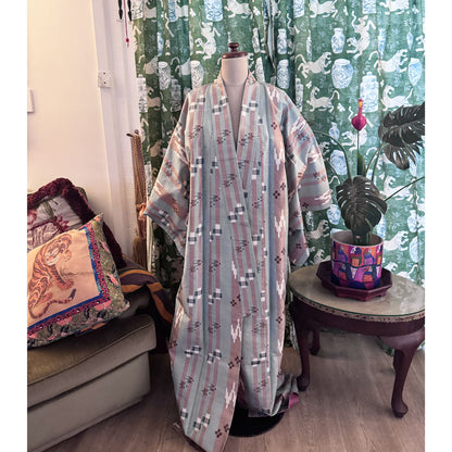 Kimono blue shot silk