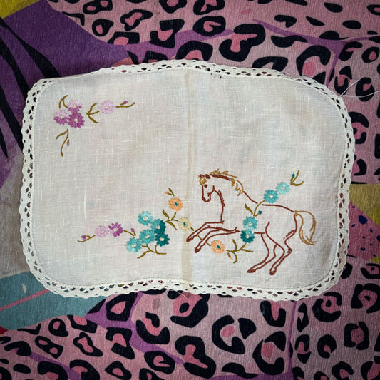 Horse retro doilie