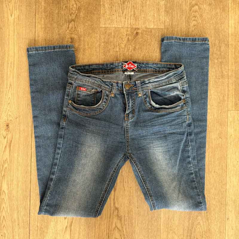 sz 8 Lee Cooper jeans