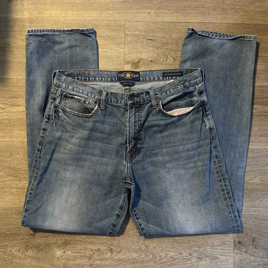 sz 36 / 34 Lucky Brand vintage style jeans