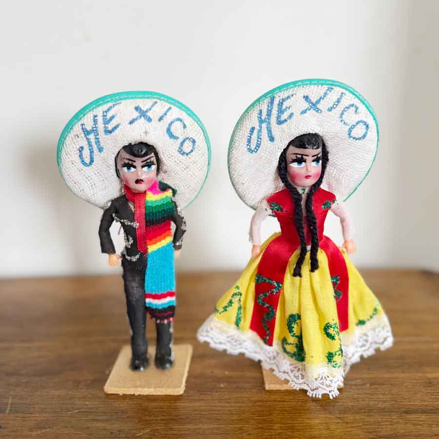 Set of 2 Mexico tourist dolls