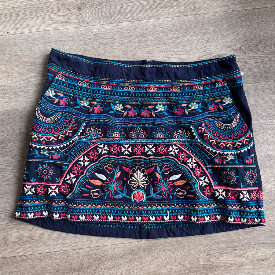 sz 20 Monsoon embroidered skirt