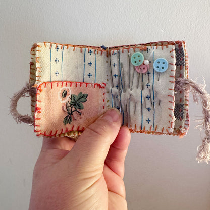 Little Portrait Needle Book kit
