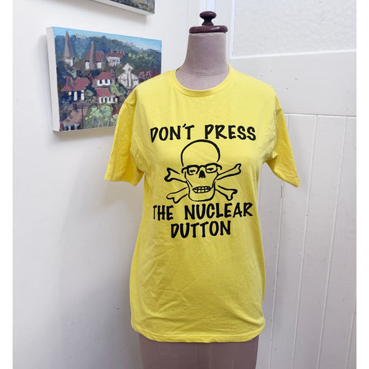 sz M Nuclear Dutton t shirt