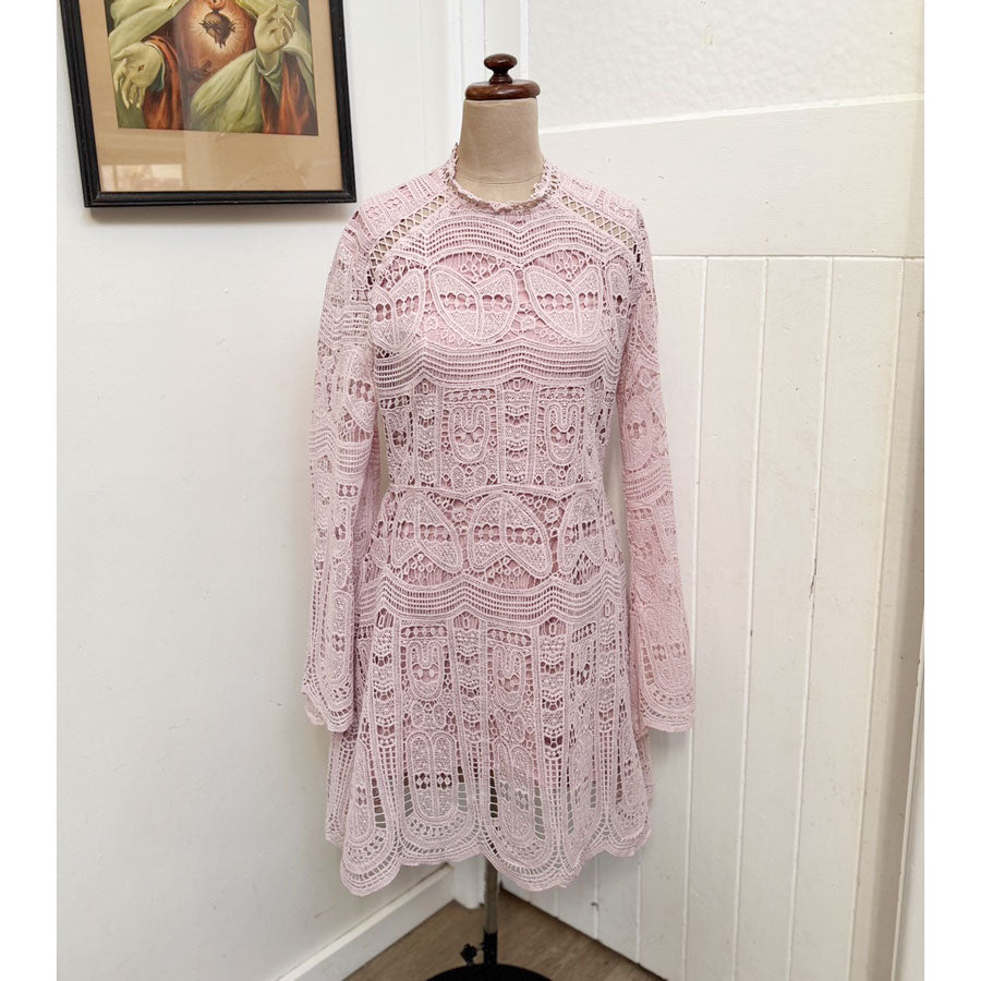 sz L pale pink embroidered new shift dress