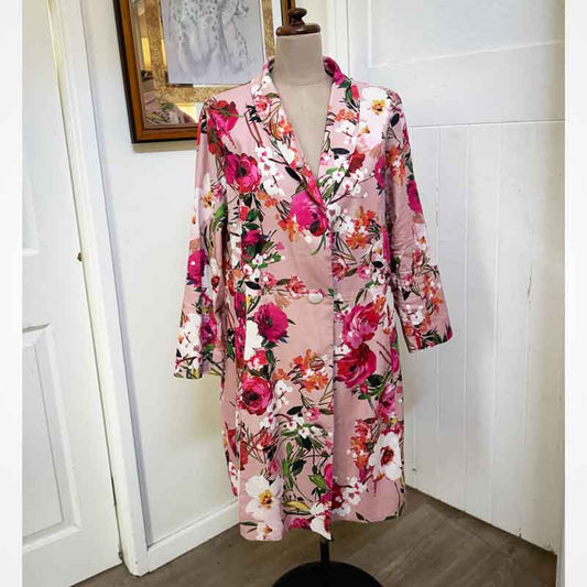 sz 20 Taking Shape pink floral coat