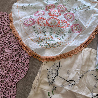 Pretty flowers doilie pack