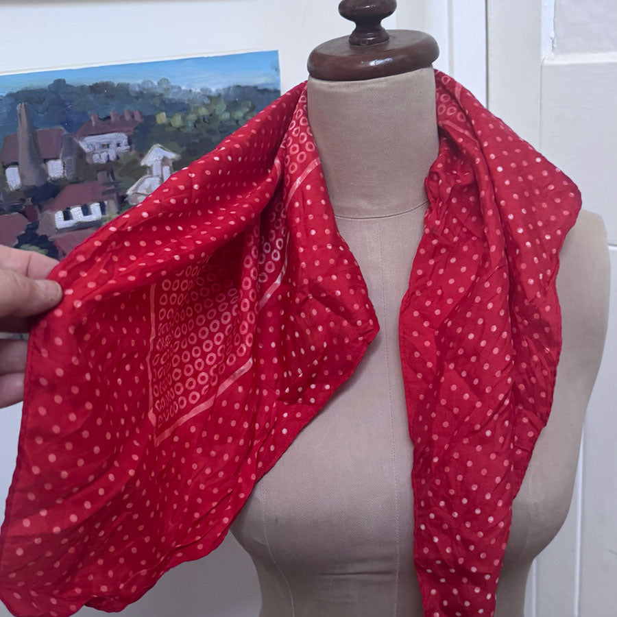 Retro scarves
