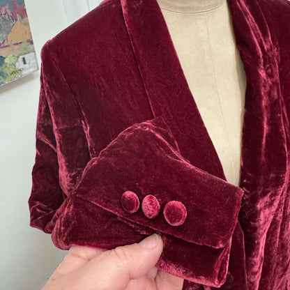 sz M red velvet tuxedo jacket