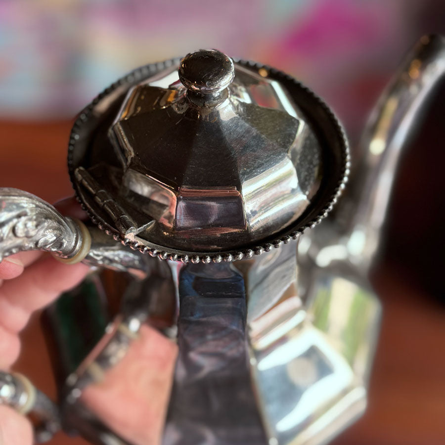Vintage silver plated tea pot 2