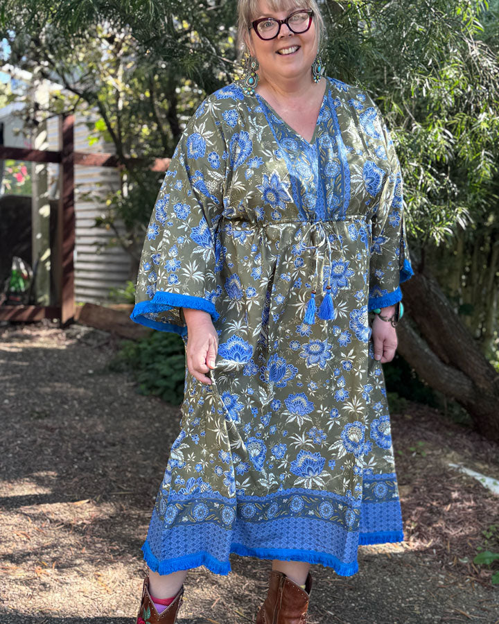 Rio dress Meadow 1XL-4XL