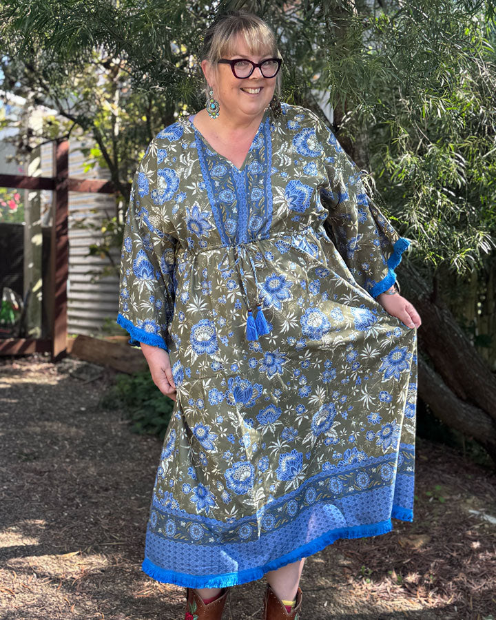 Rio dress Meadow 1XL-4XL