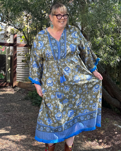 Rio dress Meadow 1XL-4XL