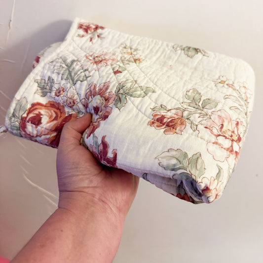 Quilt remnant : soft antique rose