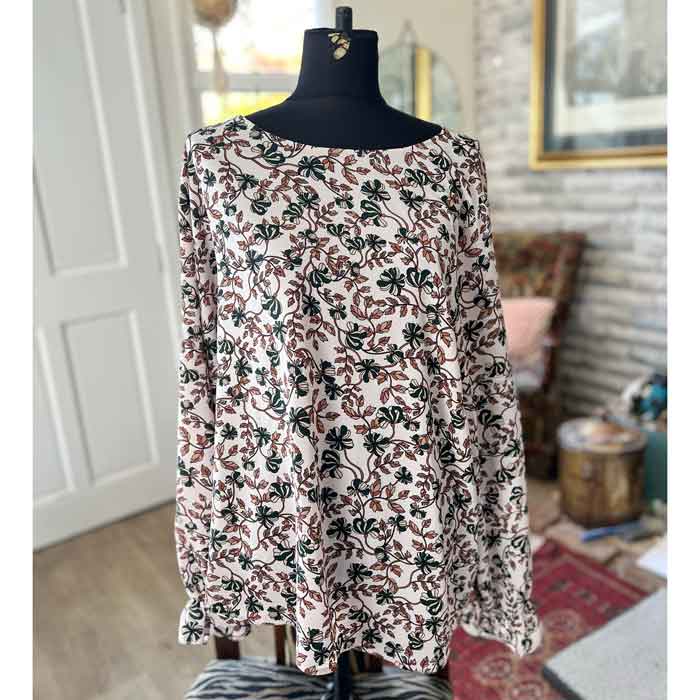 sz 24 Basque floral blouse