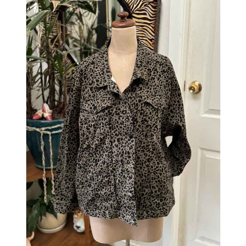 sz 24 Sara leopard khaki jacket