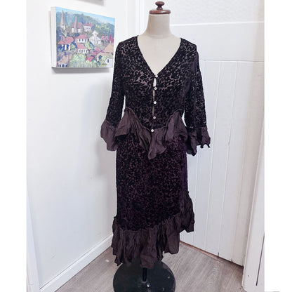 sz M Sarah Jane burnout velvet set