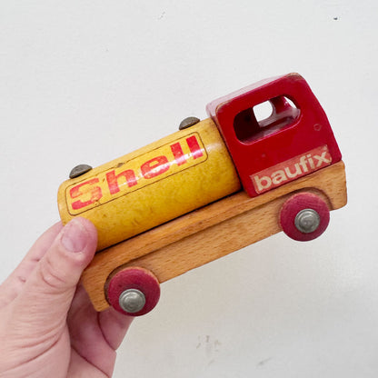 Wooden Shell truck vintage