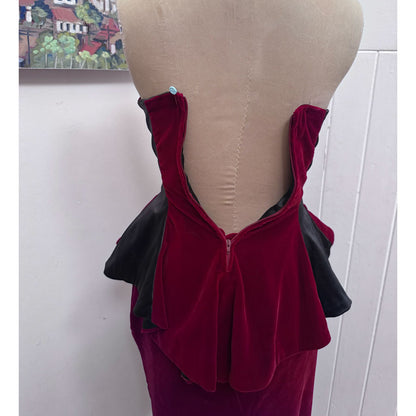 sz S Studibaker Hawk red velvet set