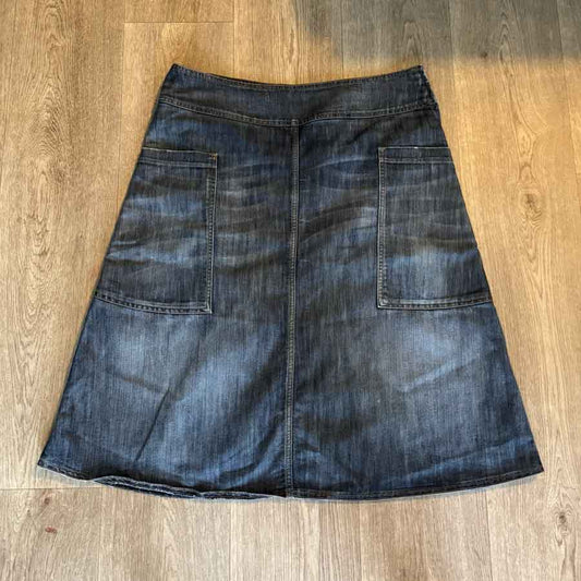 sz 14 Sussan denim skirt