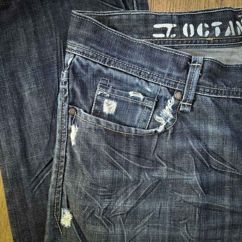 sz 36 Octane distressed jeans