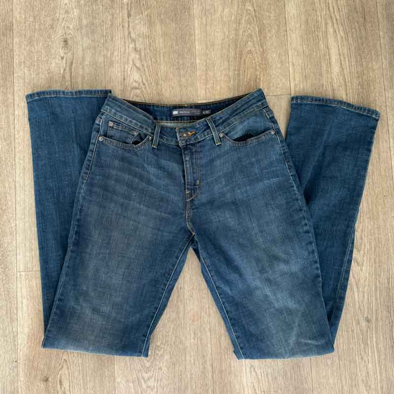 sz 8 29 Levis bold curve jeans