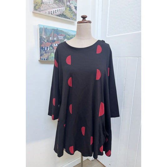 sz XL Taking Shape polkadot top