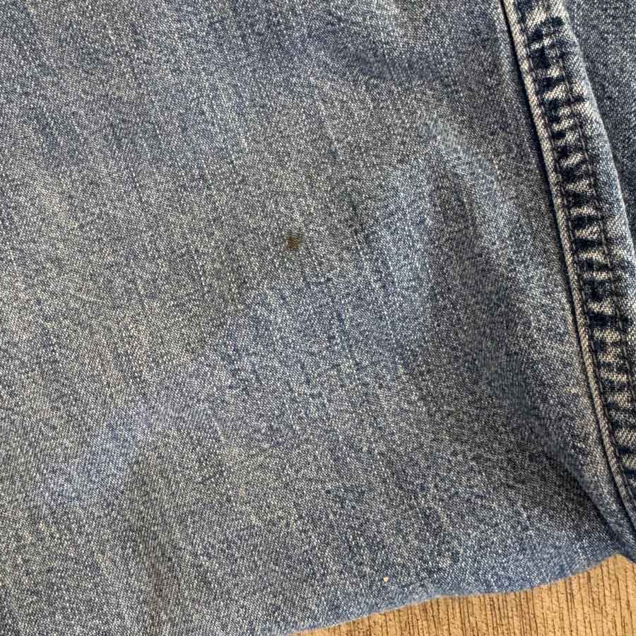 sz 36 Uniqlo mid wash jeans