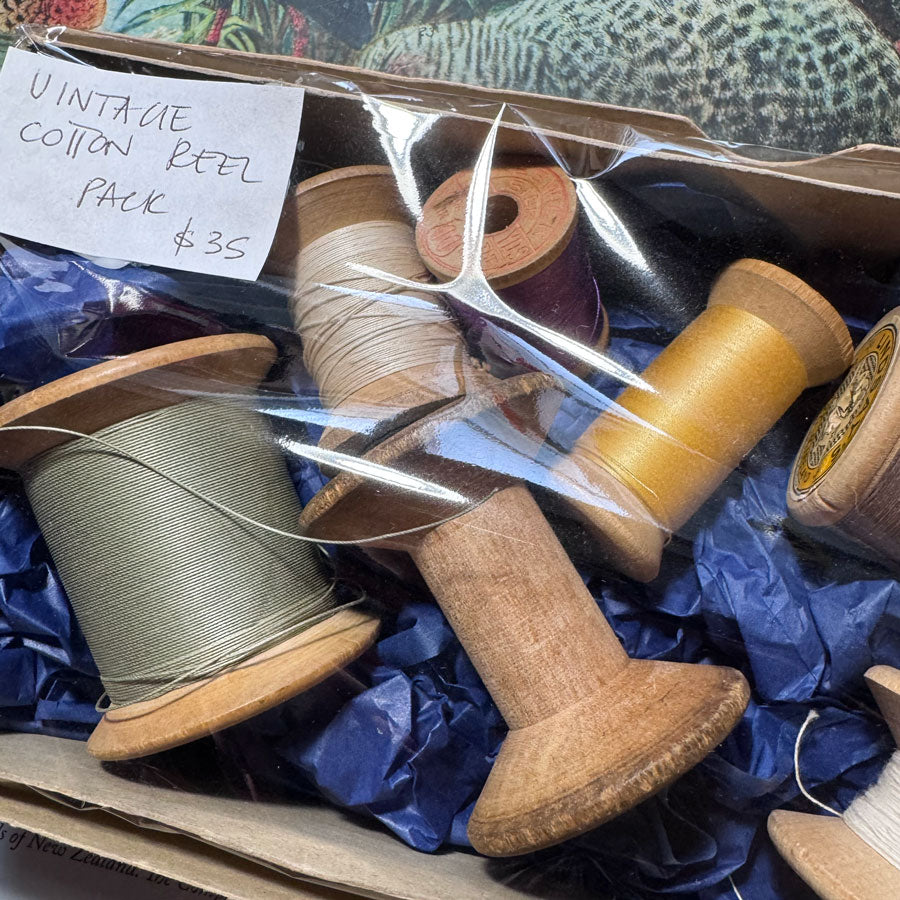 Vintage cotton reel pack