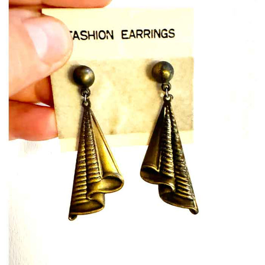 Vintage metal fan earrings