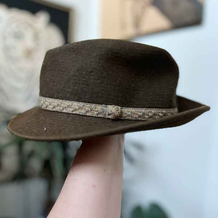 Dapper vintage mens hat