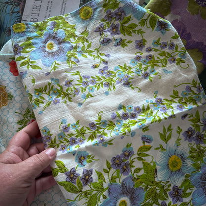 Retro floral pillowcases