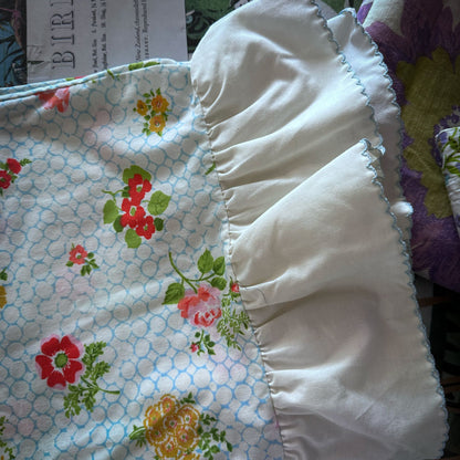 Retro floral pillowcases