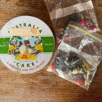 Vintage tin with beads